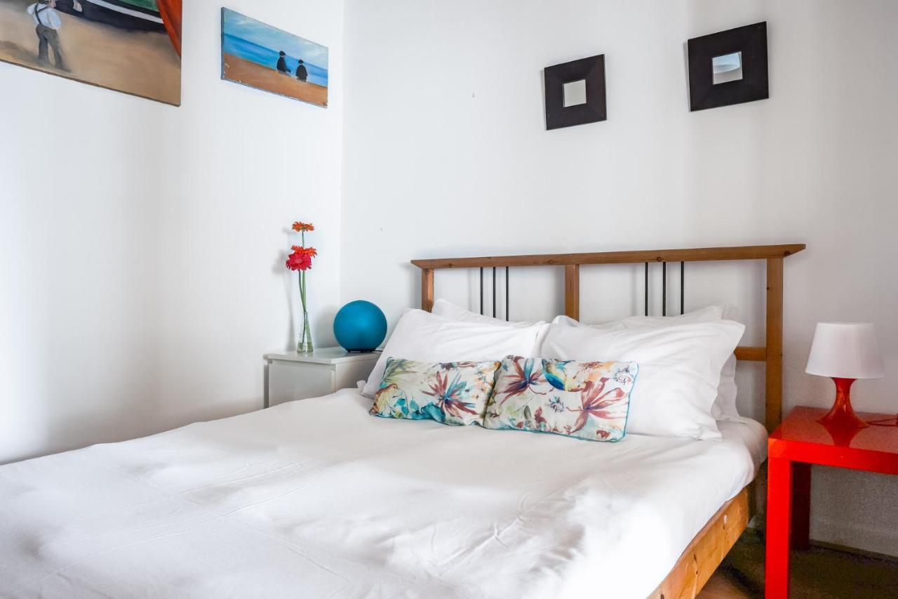 City Center Apt In Lively Bairro Alto! 리스본 외부 사진