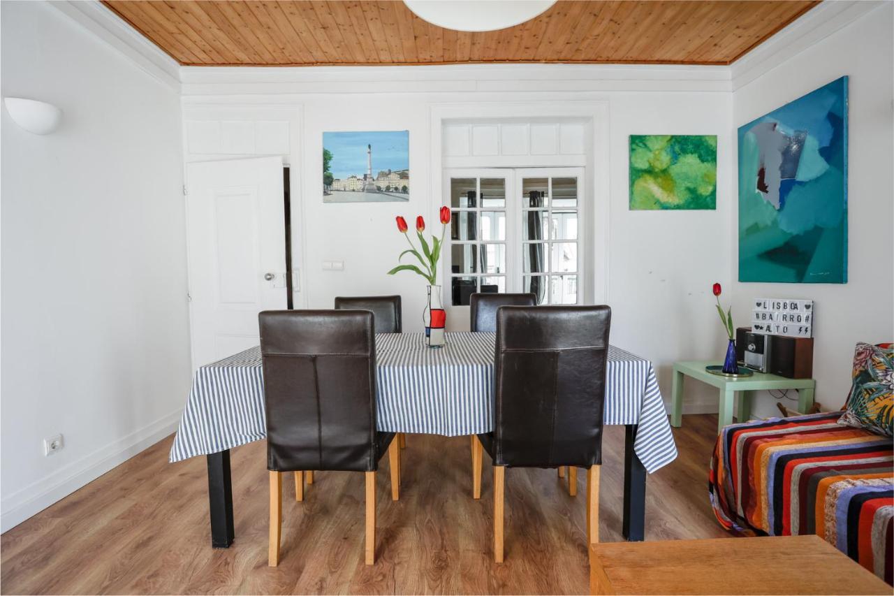 City Center Apt In Lively Bairro Alto! 리스본 외부 사진
