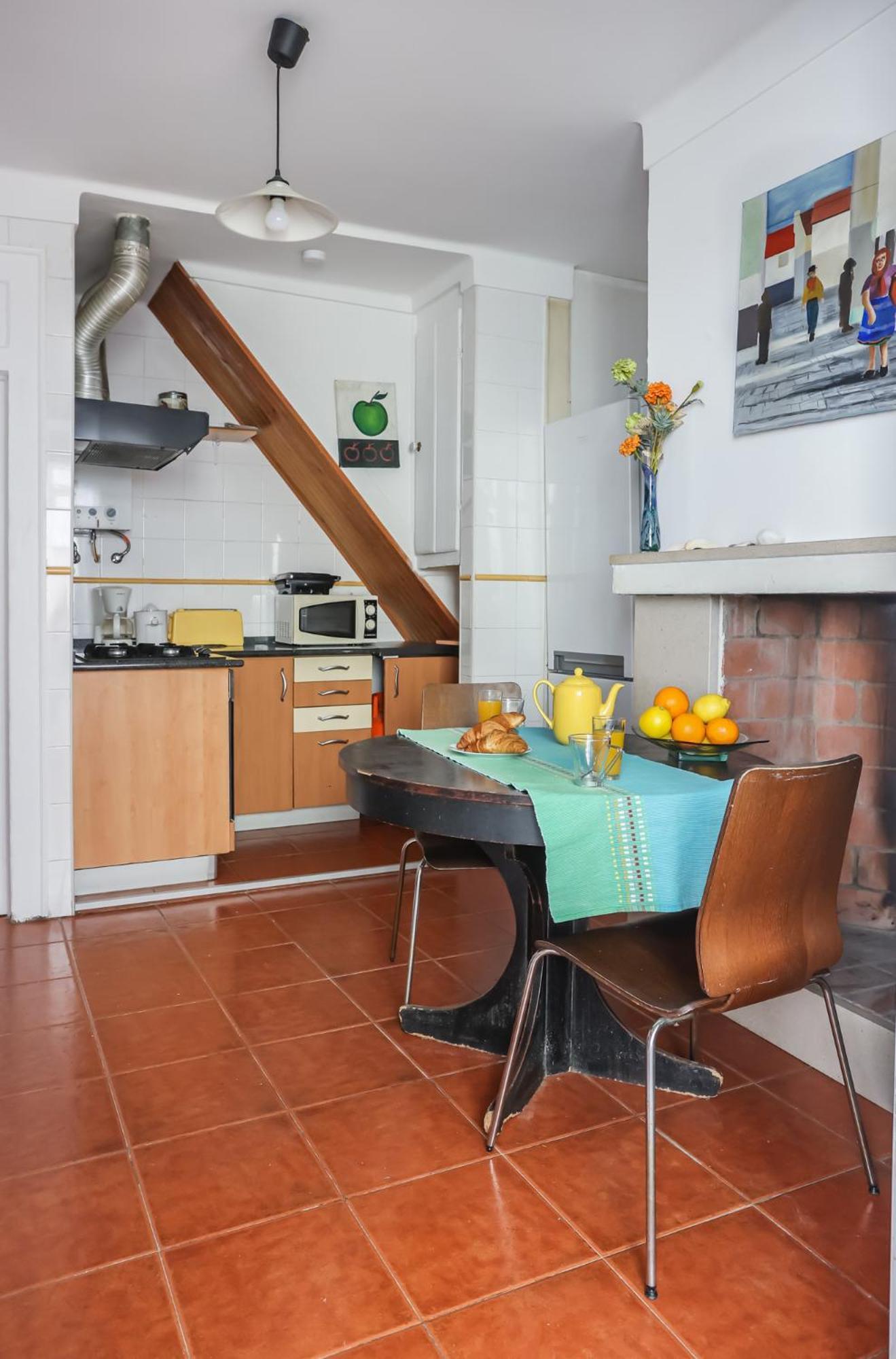 City Center Apt In Lively Bairro Alto! 리스본 외부 사진